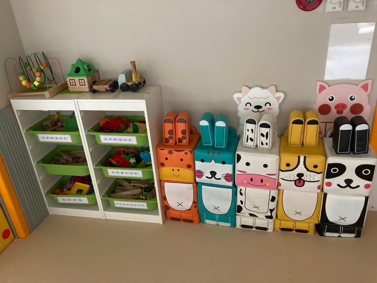 ลุค รอยัล รีสอร์ต Hotel นครเจียอี้ ภายนอก รูปภาพ A collection of Duplo sets