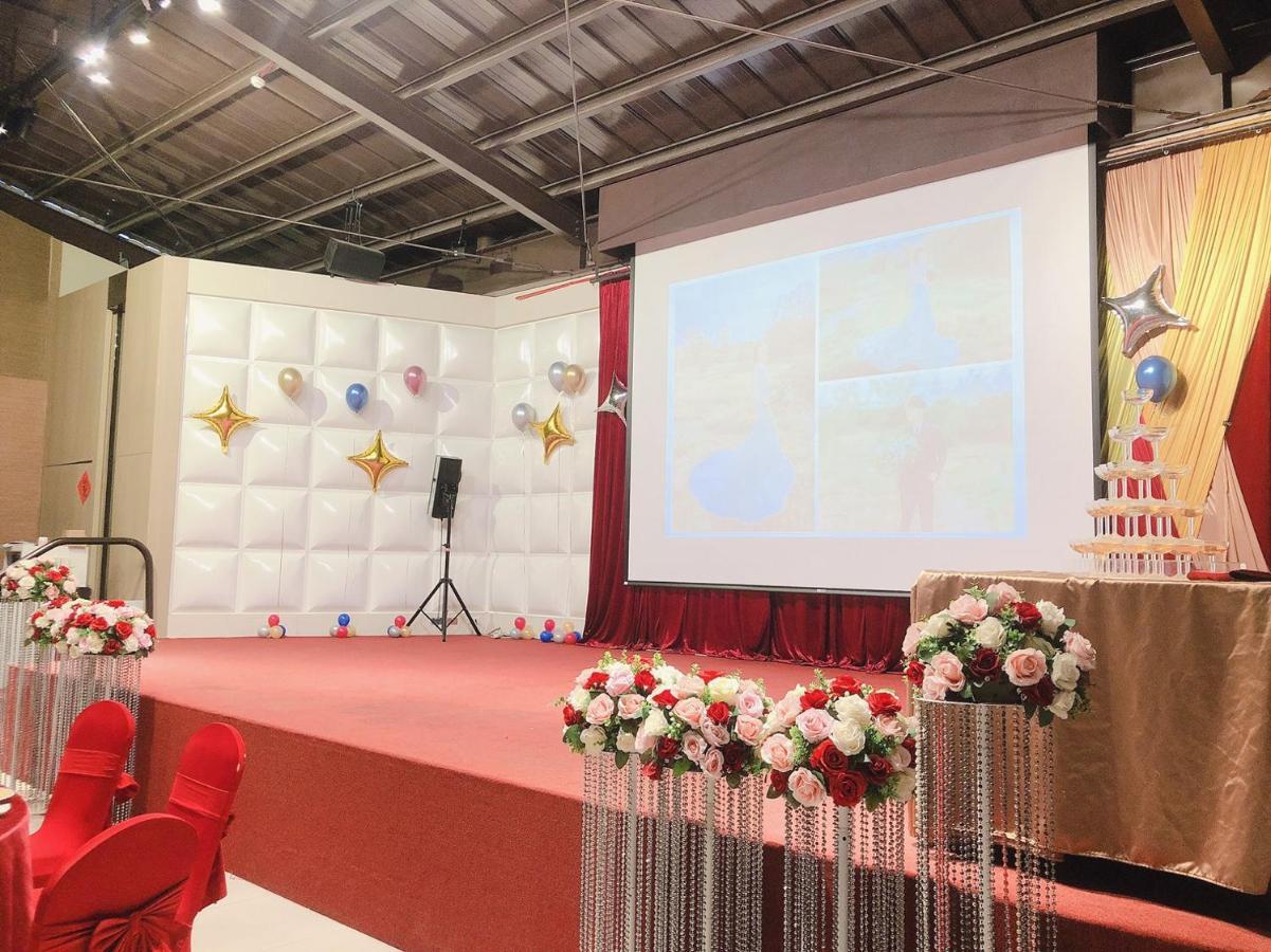 ลุค รอยัล รีสอร์ต Hotel นครเจียอี้ ภายนอก รูปภาพ The stage of the 2019 ceremony